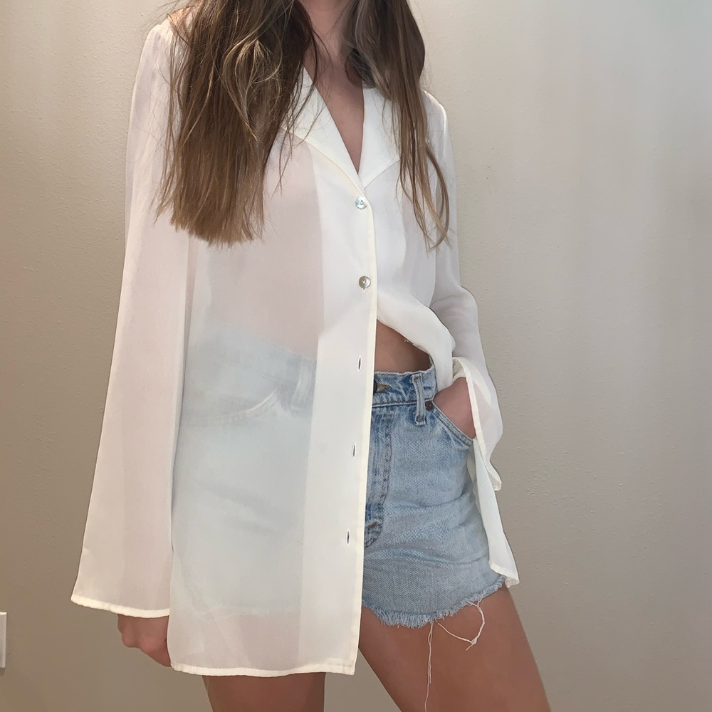 ✨Vintage Express Ivory Blouse